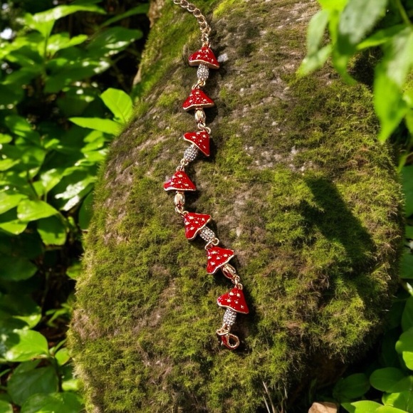 Mushroom bracelet adjustable red and gold enamel bracelet Toadstool rhinestones - Picture 10 of 17